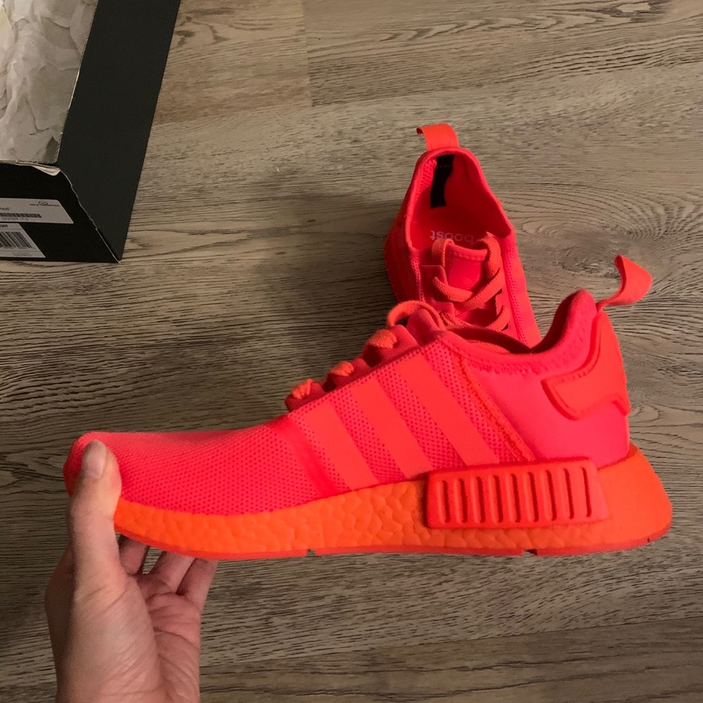 Solar red adidas NMD R1 - Picture 4 of 4